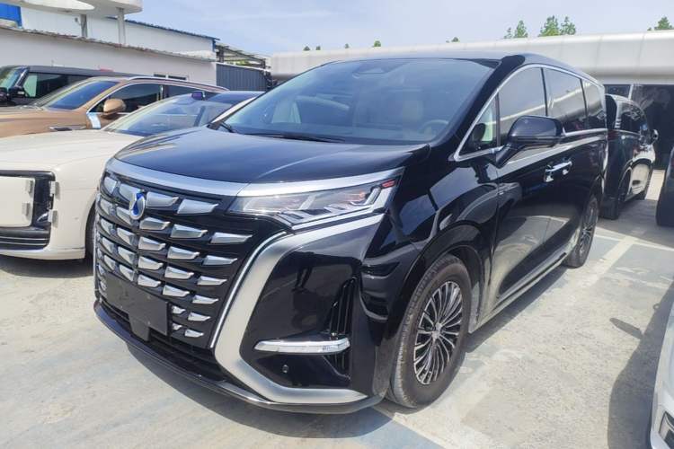 Used Denza D9 2024 DM-i 980 Four-Wheel Drive Flagship Model