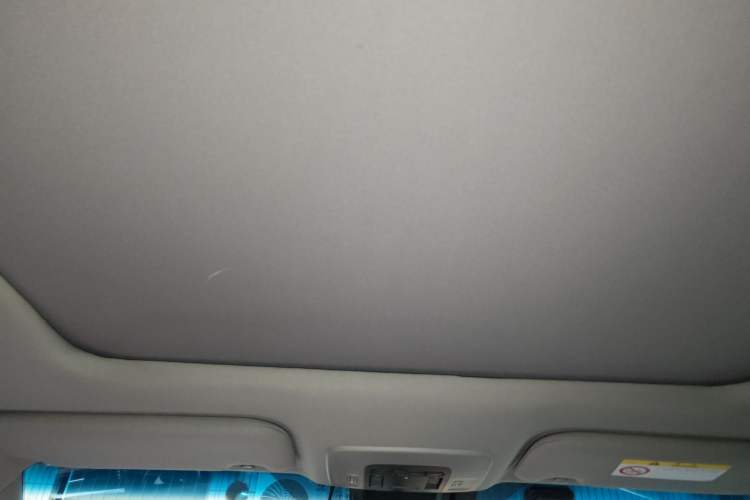 Used Toyota Camry 2018 Dual-Engine 2.5 HG Luxury Edition Headliner