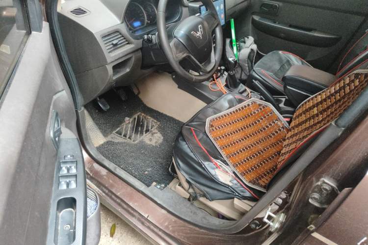 Used Wuling Hongguang 2016 1.5L Restyled S Comfort Version