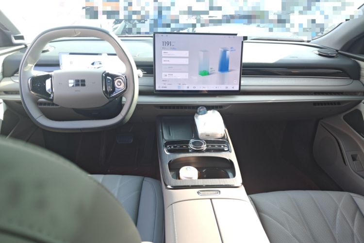 Used Geely Galaxy 8 2025 130km EM-i Prestige Edition Center Console