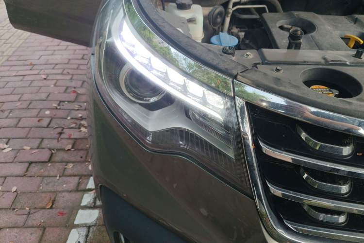 Used Kia Sportage R 2018 2.0L Automatic Smart Luxury Version China V Standard Right Front Headlight