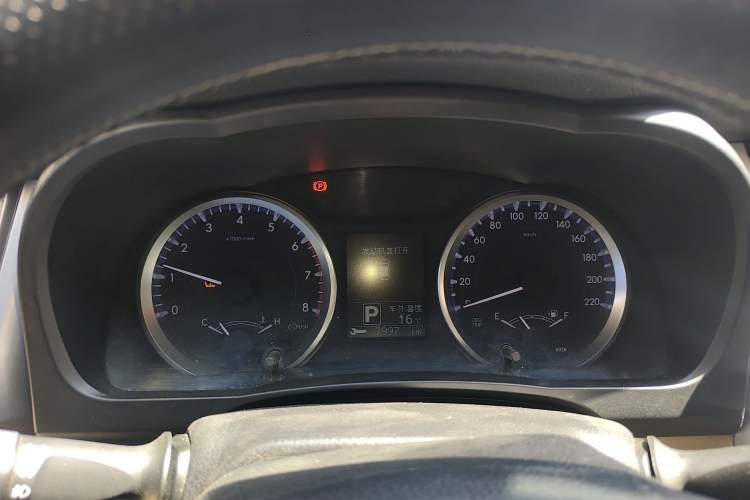 Used Toyota Highlander 2018 2.0T Four-Wheel Drive Elite Edition 7 Seats China VI Standard Instrument Cluster