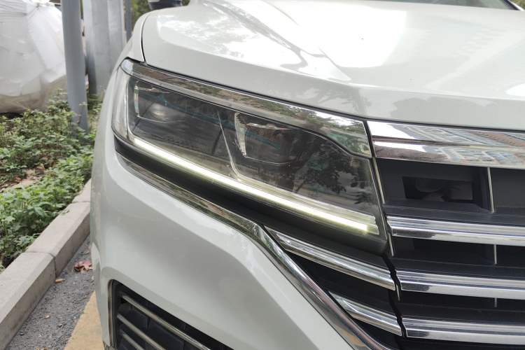 Used Volkswagen Touareg 2019 2.0 TSI Ruiyi Edition China V Standard
