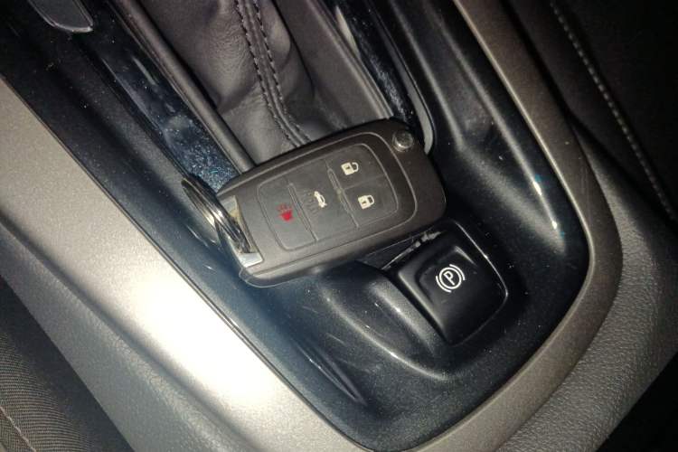 Used Chevrolet Malibu 2017 1.5T Automatic Luxury Edition Interior 1