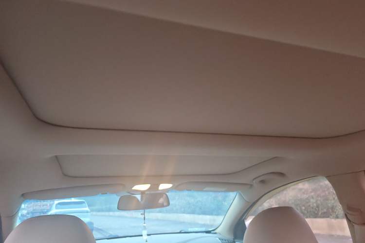 Used Hyundai Sonata 2013 2.4L Automatic Leading Edition China IV Standard
