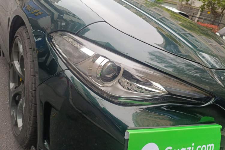 Used Alfa Romeo Giulia 2021 2.0T 280HP Luxury Edition Right Front Headlight