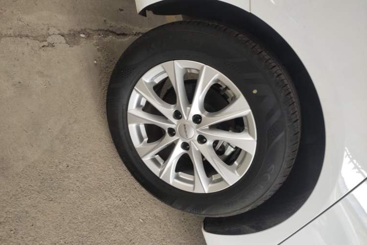 Used Roewe i5 2023 1.5L CVT Luxury Edition
