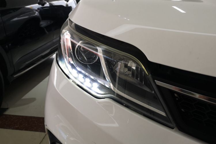 Used Soueast DX3 2018 1.5T CVT Luxury Model Right Front Headlight