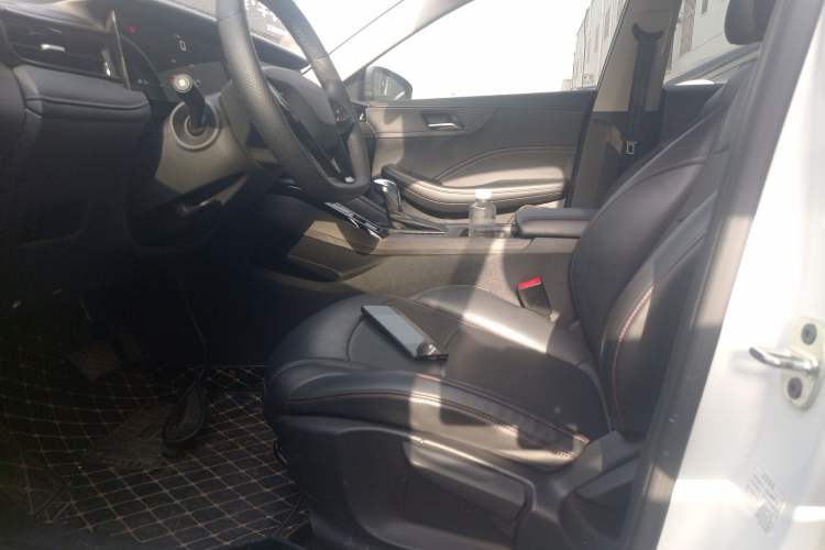 Used Roewe i5 2023 1.5L CVT Luxury Edition
