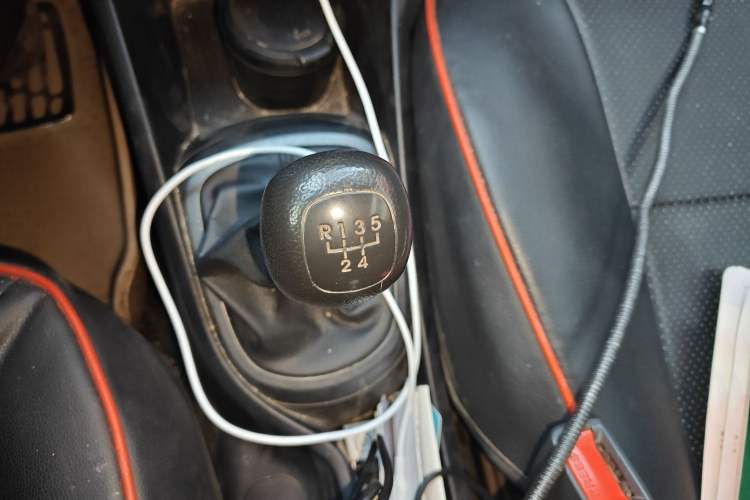 Used Kia K2 2012 Sedan 1.4L MT GLS Commemorative Edition