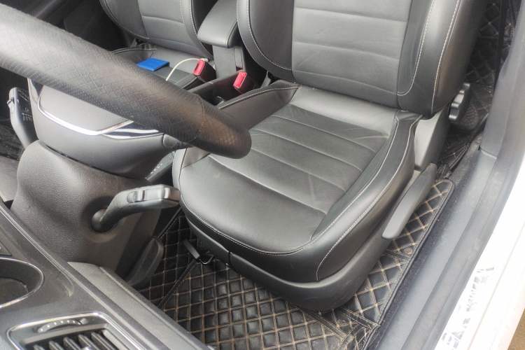 Used Volkswagen Gran Lavida 2017 230TSI DSG Comfort Edition Left Front Seat