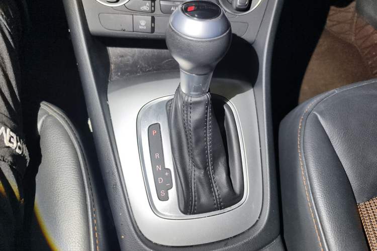 Used Audi Q3 2018 30th Anniversary Edition 35 TFSI Sport Model Gear Lever