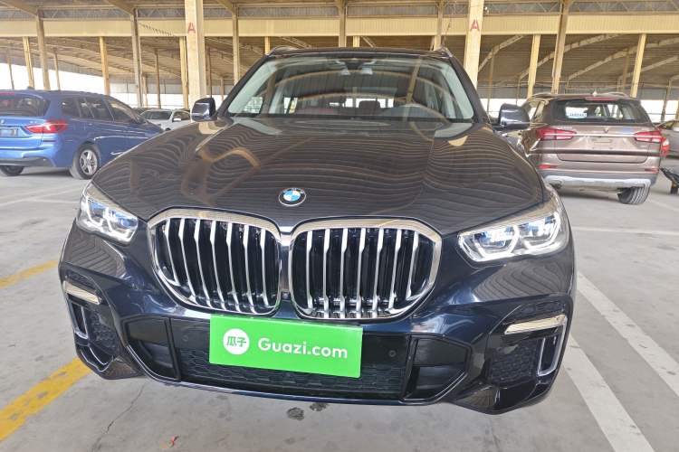 Used BMW X5 2022 Restyled xDrive 30Li Luxury Version M Sport Package
