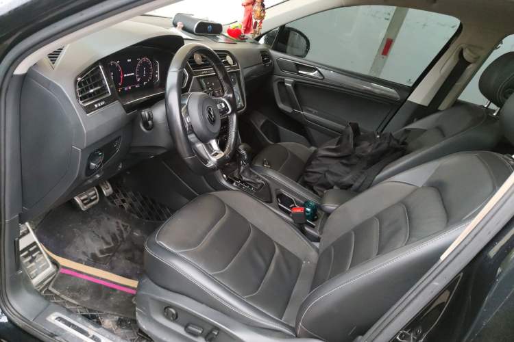 Used Volkswagen Tiguan L 2021 330TSI Automatic Two-Wheel Drive R-Line Enhanced Edition