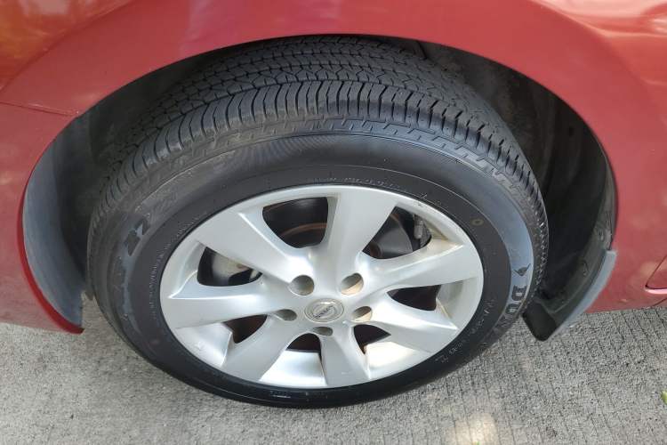 Used Nissan Tiida 2011 1.6L CVT Comfort Model
