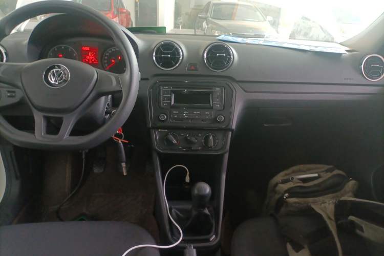 Used Volkswagen Jetta 2019 Dream Edition 1.5L Manual Fashion Version
