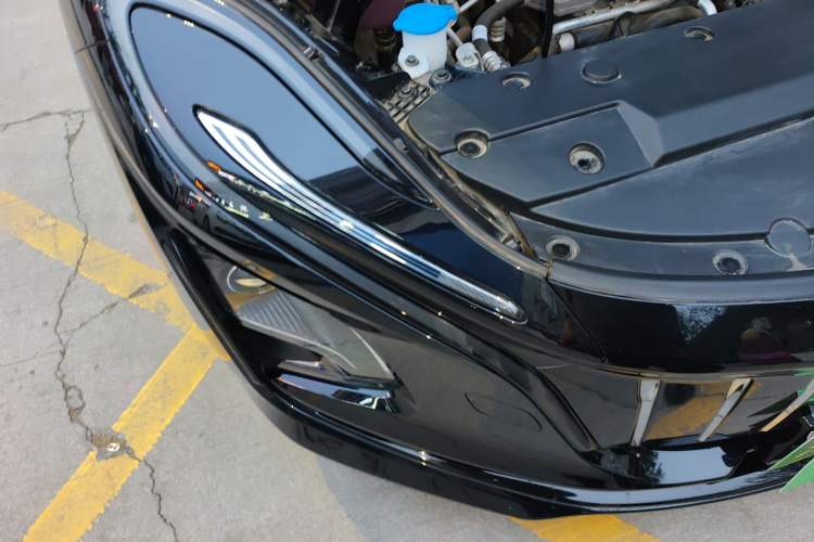 Used Hongqi E-QM5 2023 Base Travel Edition Right Front Headlight