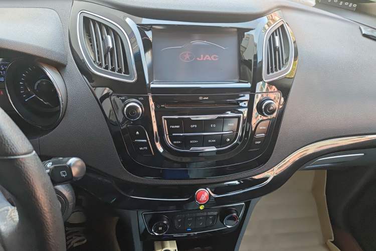 Used JAC Group Refine M2 2013 1.5L Manual Comfort Model 5 Seats
