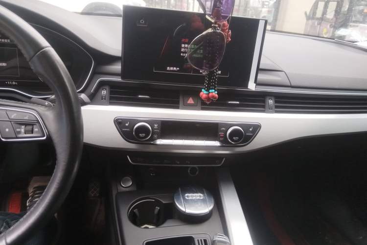 Used Audi A4L 2020 40 TFSI Luxury Dynamic Model