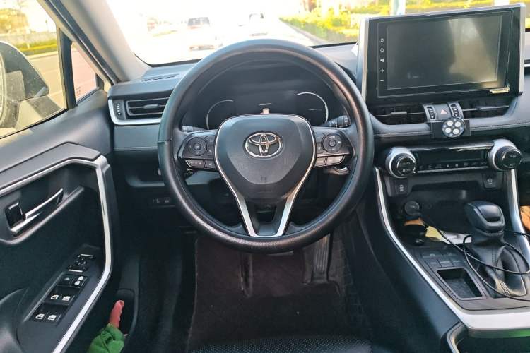 Used Toyota RAV4 2020 2.0L CVT Two-Wheel Drive Fashion Edition
