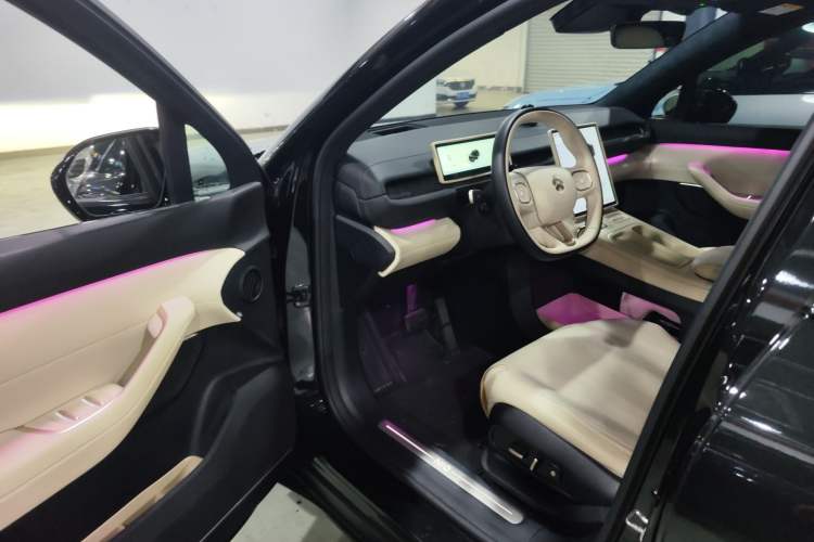 Used Nio ES6 2024 75 kWh
