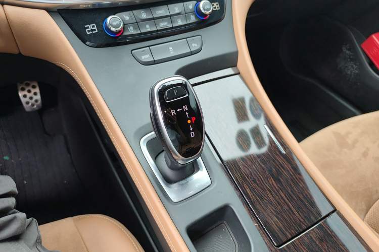 Used Buick LaCrosse 2016 28T Elite Model
