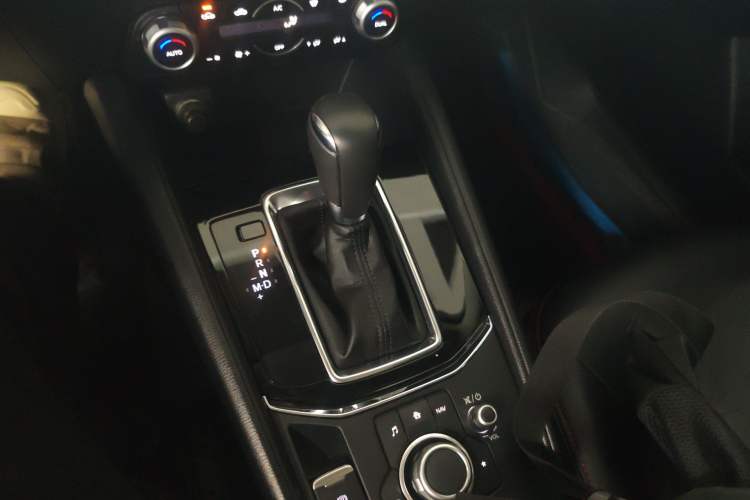 Used Mazda CX-5 2021 2.0L Automatic Two-Wheel Drive Smart Version
