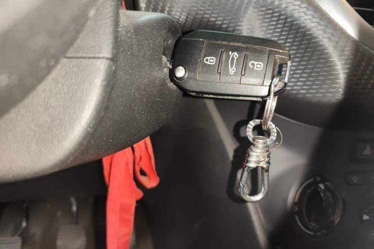 Used Peugeot 2008 2014 1.6L Manual Trend Edition
