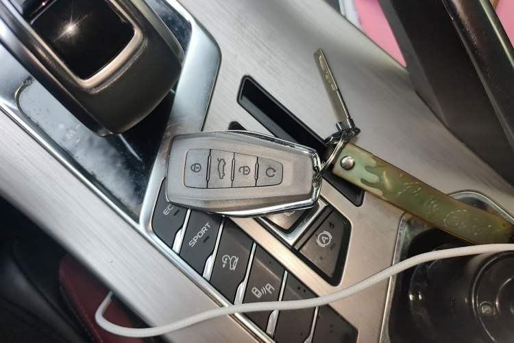 Used Geely Auto Coolray 2019 Sport Model 260T DCT Patrol China V Standard