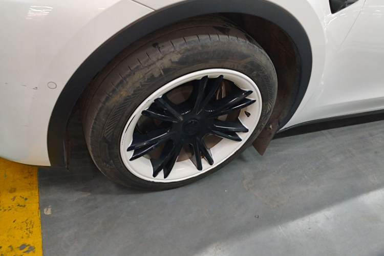 Used Tesla Model Y 2022 Rear-Wheel-Drive Version