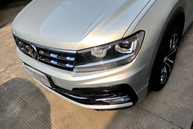 Used Volkswagen Tiguan L 2021 330TSI Automatic Two-Wheel Drive R-Line Enhanced Edition
