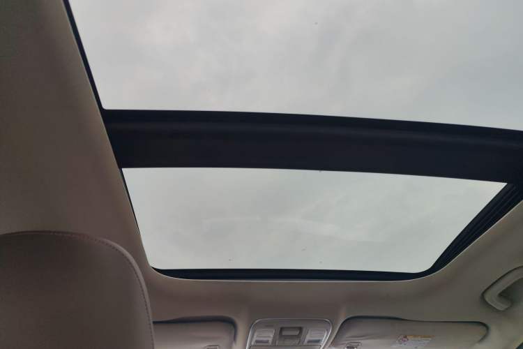 Used Geely Auto Emgrand X7 Sport 2016 1.8TD Automatic All-Wheel-Drive ZhiZun Edition
