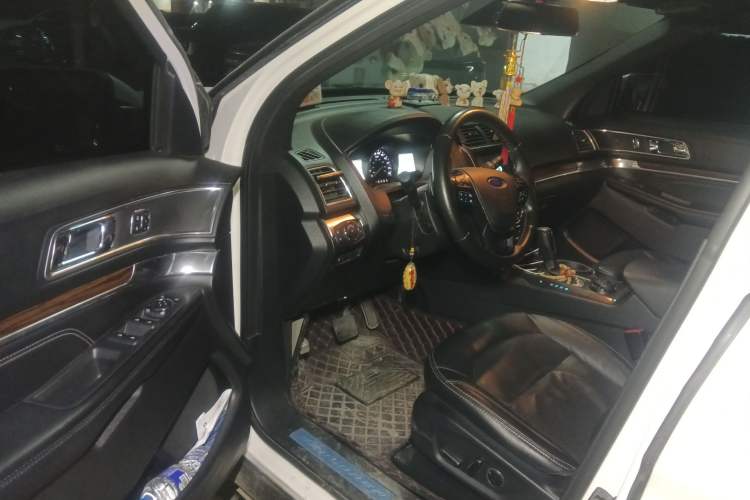 Used Ford Explorer 2016 2.3T Elite Edition
