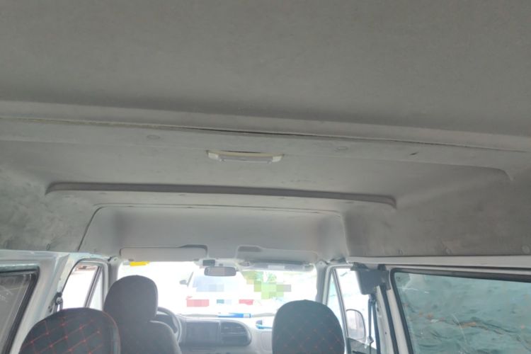 Used JMC Transit 2019 2.8T Commercial Version Long Wheelbase Mid-Roof 6-Seater Rear Single Tire China VI Emission Standard – JX493 Headliner