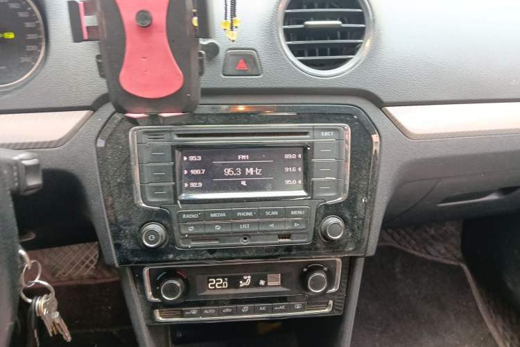 Used Volkswagen Jetta 2015 1.6L Automatic Luxury Model
