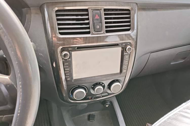 Used Wuling Rongguang 2014 1.5L S Base Version