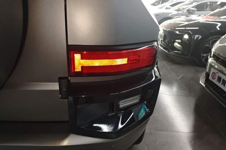 Used Tank 700 New Energy 2024 Hi4-T Extreme Edition Right Rear Taillight