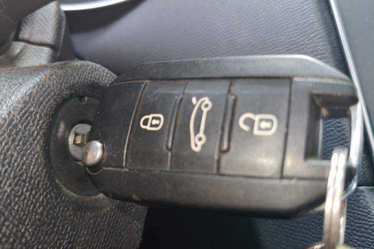 Used Peugeot 408 2014 1.8L Automatic Luxury Edition