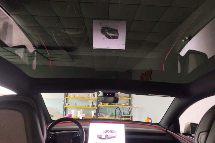 Used Tesla Model Y L 2025 Model Long-Range All-Wheel-Drive Version