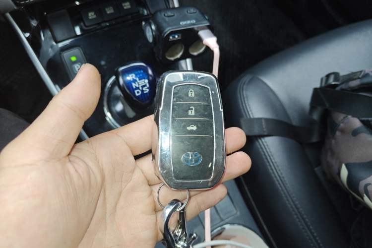 Used Toyota Corolla 2017 Revised Dual-Engine 1.8L E-CVT Leading Edition
