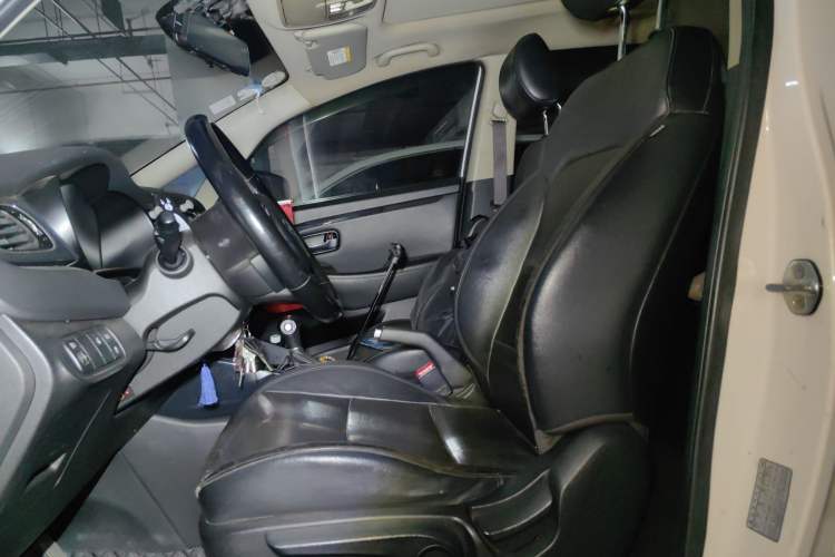 Used Kia Carens 2013 2.0L 5-Seater Automatic Comfort Version China IV Standard
