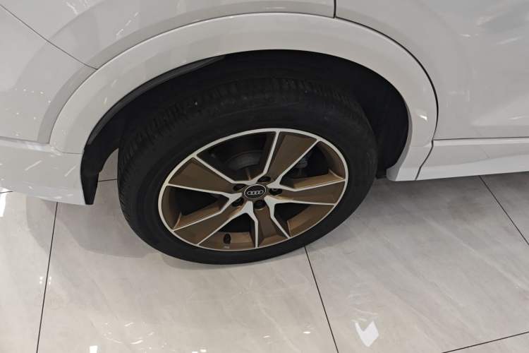 Used Audi Q2L 2022 35 TFSI Fashion Dynamic Model
