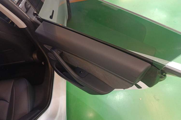 Used Tesla Model 3 2022 Rear-Wheel-Drive Version