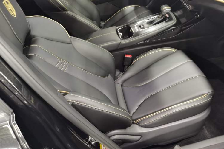 Used Oshan X5 2022 1.5T DCT Xiake Edition