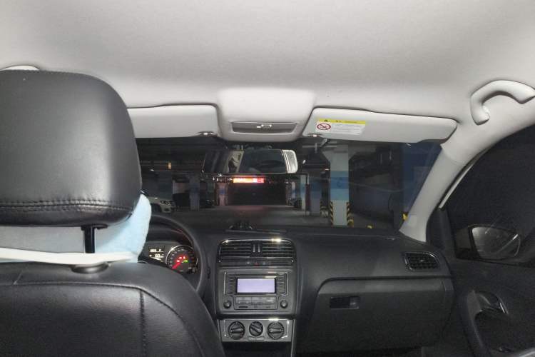 Used Volkswagen Polo 2014 1.4L Automatic Comfort Edition
