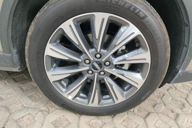 Used Lincoln Corsair 2021 2.0T Two-Wheel-Drive Luxury Edition
