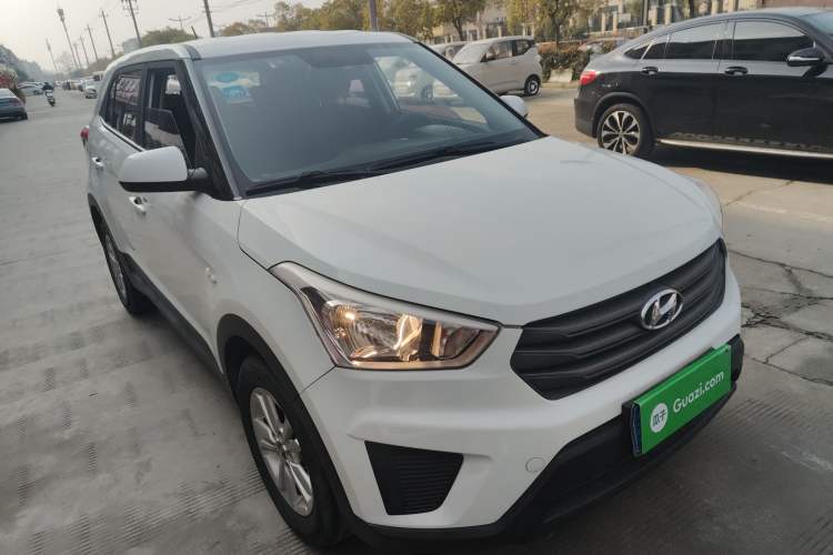 Used Hyundai ix25 2015 1.6L Manual Two-Wheel Drive Fashionable GS Model
