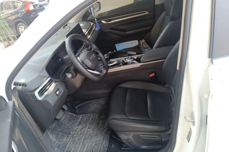 Used Geely Auto Emgrand 2025 4th Generation 1.5L CVT Luxury Version
