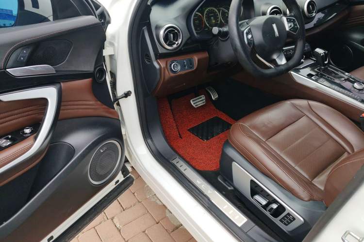 Used Wey VV7 2017 2.0T Flagship Model Driver Seat