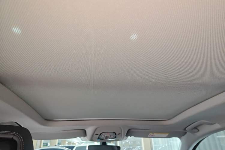 Used Audi A4L 2022 40 TFSI Luxury Dynamic Model Headliner